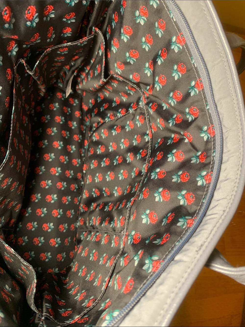 Vera Bradley Quilted Classic Grey Tote Red & Black Interior - Picture 8 of 12